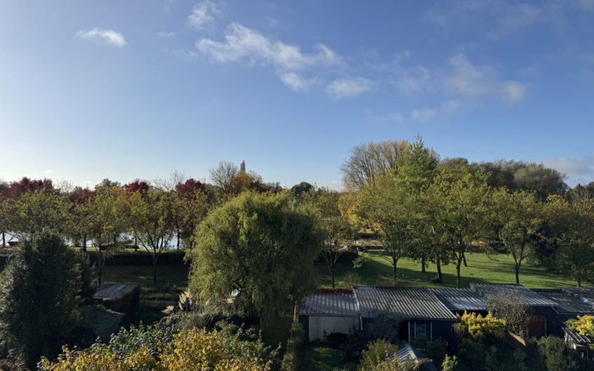 Maison avec vue sur le parc saint pierre